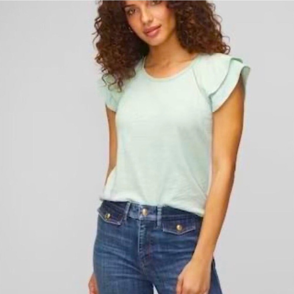 White House Black Market Green Cap Sleeve Muscle Tee​​​